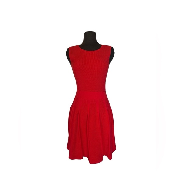 Saks Fith Avenue A line  Sleeves Red Dress | Size Small - Picture 1 of 5